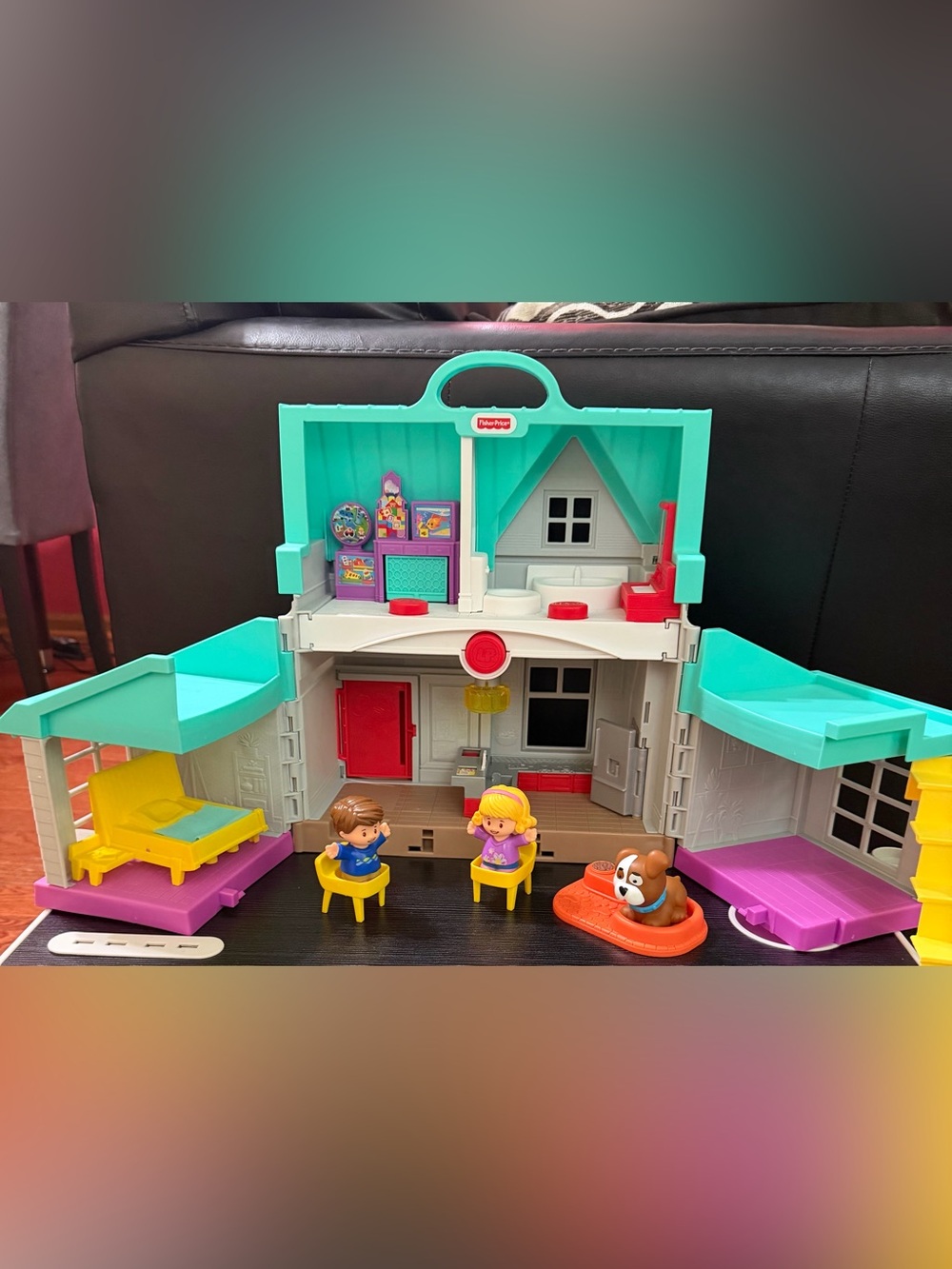 Fisher Fisher-Price Little People Toddler Toy Big Helpers Home